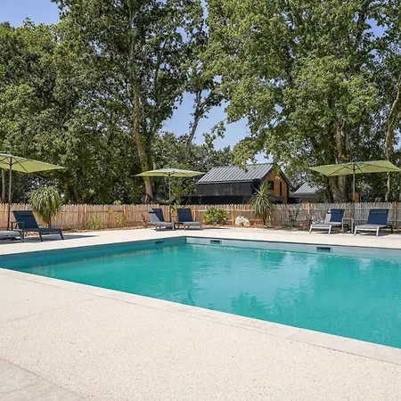 N°27, Golf Et Piscine Commune, 2 Holiday home Nesmy